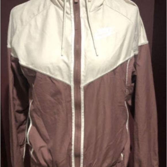 Nike sportswear wind runner hooded jacket womens Small - Picture 8 of 11